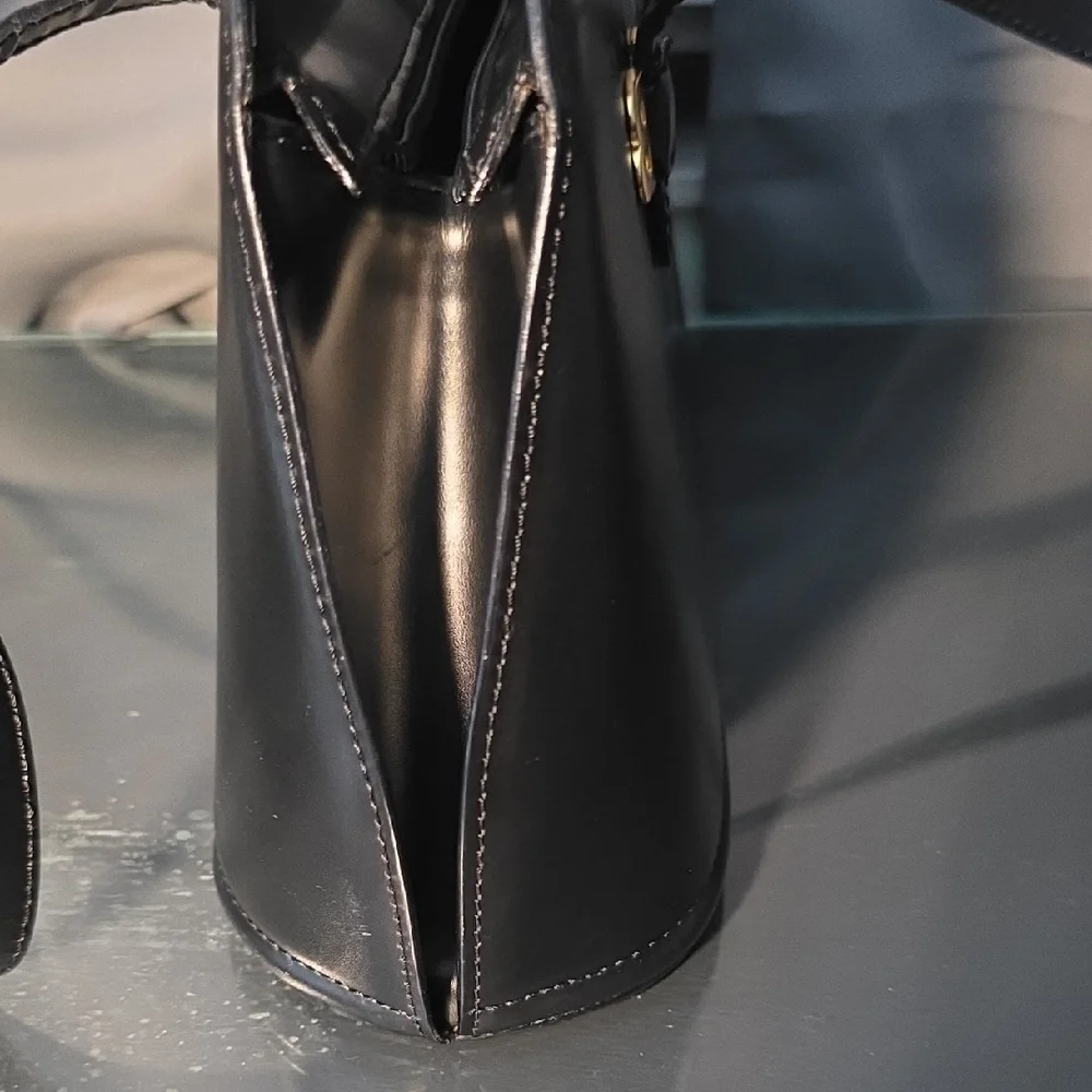 Vintage Bally Black Leather Shoulder Bag  Gold BB Logo |Authentic w/ COA - Picture 10 of 15